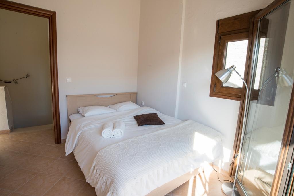 Bouganvillia Homes Nikiti  Phòng bức ảnh