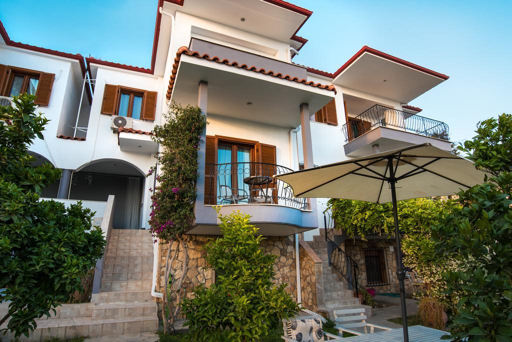 Bouganvillia Homes Nikiti  Ngoại thất bức ảnh